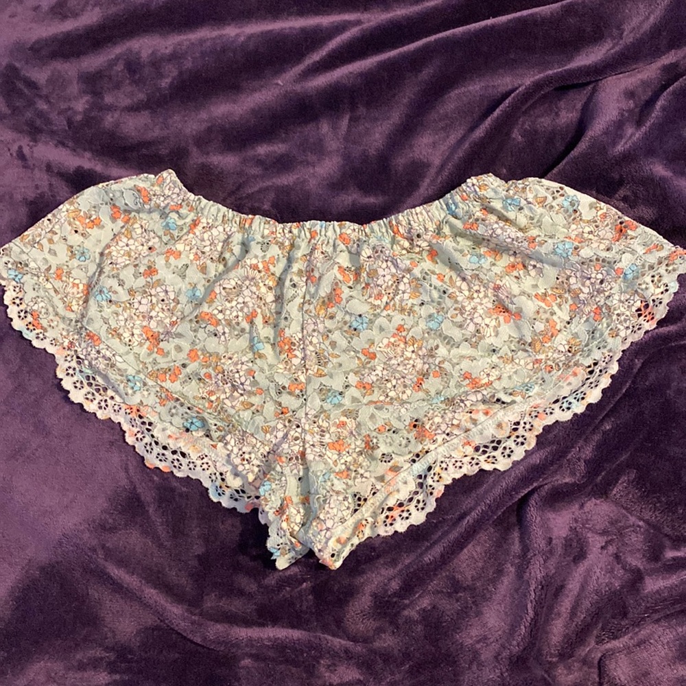 Victoria Secret Lace sleep shorts XS
